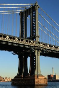 NYC car shipping - Brooklyn Bridge